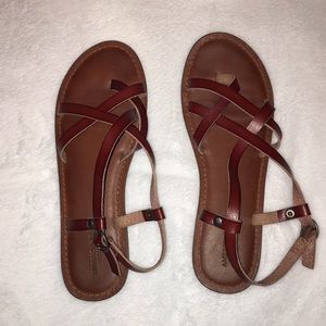 American Eagle Sandals
